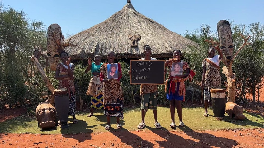 Blessings on African Indigenous Beauty Theme Costumes